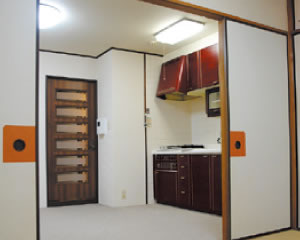 京都の中心で、ちょっと贅沢なひとり暮らし LDK～ベッドスペースは開放的に Before