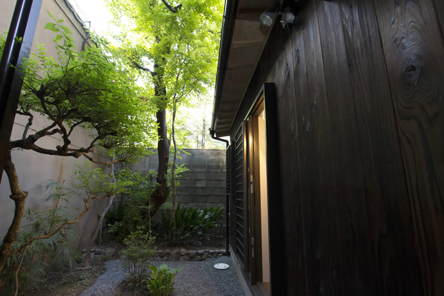 京町家 伝統工法の再生リノベーション 中庭